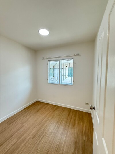 อัพเดทล่าสุด 27/9/2568 :   พฤกษา วิลล์ 53/2 สะแกงาม - พระราม 2 / - เนื้อที่ 18.5 ตารางวา 109 ตารางเ