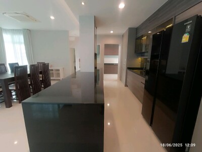 มัณฑนา 2 บางนา กม.7 / เนื้อที่บ้าน 124 ตร.วา เนื้อที่ใช้สอย 335 ตร.เมตร-28