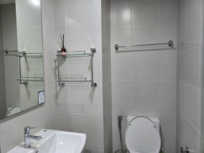 ไอดีโอ โมบิ วงศ์สว่าง อินเตอร์เชนจ์ / 1 ห้องน้ำ ขนาด 24.04 ตร.ม ชั้น 18 ทิศใต้ วิวรถไฟฟ้า