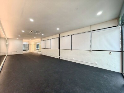 🚛 ร้านค้า + ออฟฟิศให้เช่า-3