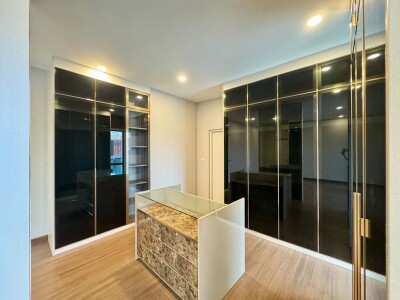 เดอะ ซิตี้ ราชพฤกษ์ - ปิ่นเกล้า / บ้าน 2 ชั้น พร้อม สวนข้างบ้านกว้าง  5 ห้องนอน  6 ห้องน้ำ-11