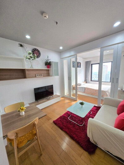 บลอคส์ 77 / Blocs 77-1