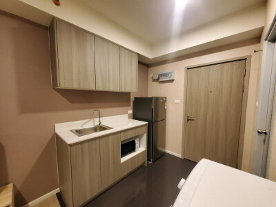 เอ สเปซ เมกา / A space Mega-8