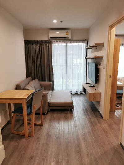 ริชพาร์ค แอท ทริปเปิ้ล สเตชั่น / 🛏 1 ห้องนอน 📐 ขนาด 35 ตร.ม. 🏞 ชั้นสระว่ายน้ำ | ทิศเหนือ | วิวสระว่ายน้ำ-2