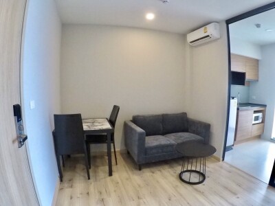 บริกซ์ คอนโดมิเนียม / Brix Condominium-1