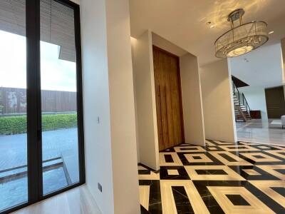 สันติบุรี เดอะ เรสซิเดนเซส / 1,415 ตารางเมตร