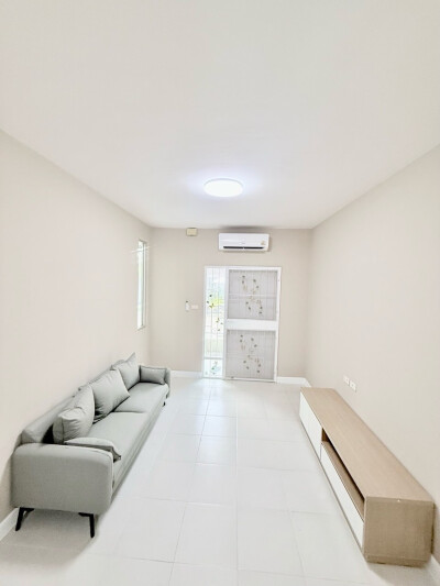 อารียา คัลเลอร์ 1 ลาดปลาเค้า