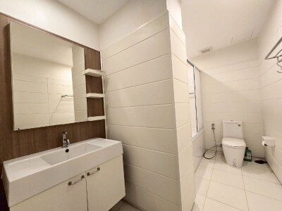 คิวเฮ้าส์ สาทร / 2 ห้องนอน 2 ห้องน้ำ ชั้น  33 ขนาด  71 ตรม