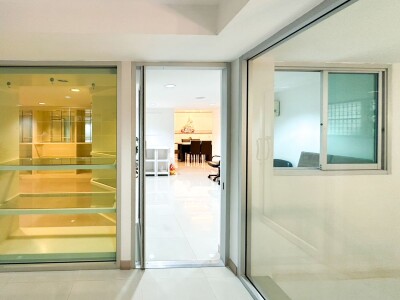 ให้เช่าอาคารพาณิชย์ 2 ชั้น รีโนเวทใหม่ เหมาะทำออฟฟิศ คาเฟ่ หรือสตูดิโอออนไลน์-7