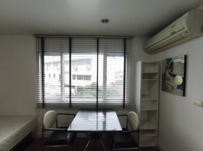 วัน ลาดพร้าว สเตชั่น / One Ladprao Station (Ladprao 18)