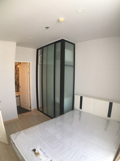 แบงค์คอก ฮอไรซอน สาทร - นราธิวาส / Bangkok Horizon Sathorn - Narathiwas