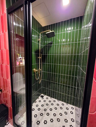 เดอะ เบส เพชรบุรี - ทองหล่อ / THE BASE Phetchaburi - Thonglor