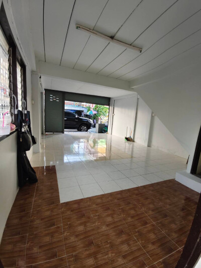 อัพเดทล่าสุด 6/12/2568 : 🏡 ให้เช่า อาคารพาณิชย์ หลังหัวมุม ซอยเทพารักษ์ 78 (โกสิน)-4