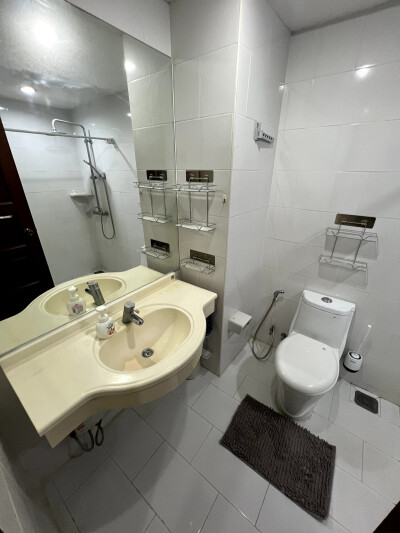 พีจี 2 พระราม 9 คอนโดมิเนียม / PG 2 Rama 9 Condominium