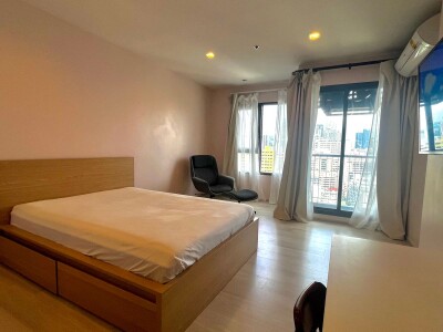 ไลฟ์ วัน ไวร์เลส / life one wireless