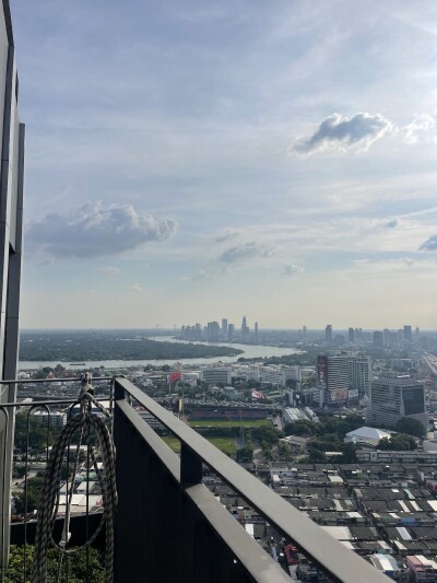 ไลฟ์ พระราม 4 - อโศก / ชั้น12 ขนาด32ตร.ม