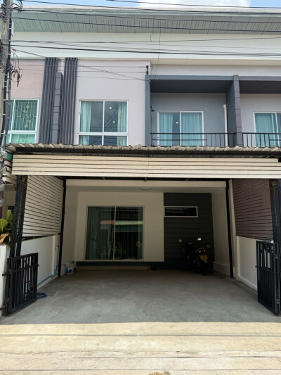 เดอะทรัสต์ ศรีนครินทร์-แพรกษา-1