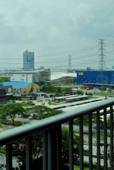 เอ สเปซ เมกา / A space Mega-9