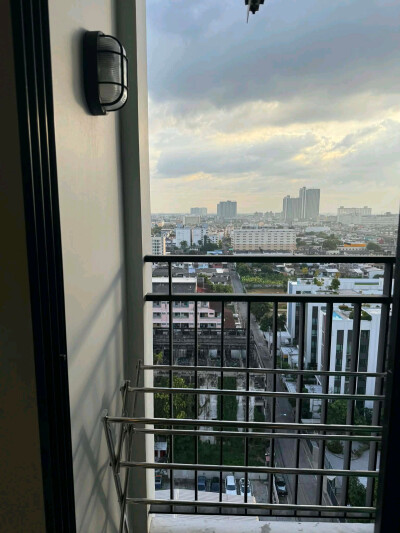 ไนท์บริดจ์ คอลลาจ สุขุมวิท 107 / KnightsBridge Collage Sukhumvit 107