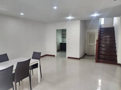 📣 ขายบ้านเดี่ยว 2 ชั้น ทำเลเยี่ยม ใกล้โรงเรียนนานาชาติ Harrow และสนามบินดอนเมือง!