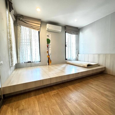 เศรษฐสิริ แจ้งวัฒนะ - ประชาชื่น 2 / 5 ห้องนอน 5 ห้องน้ำ-5