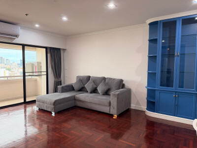 เซ็นทรัลซิตี้ บางนา อีสทาวเวอร์ / Central City East Tower