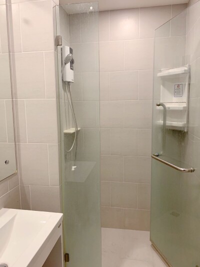 เดอ ลาพีส จรัญ 81 / De Lapis Charan 81-8