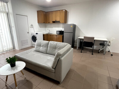 ไทยรงค์ ทาวเวอร์ / Thairong Tower-6