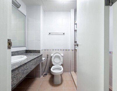 ยูคอมเพล็กซ์ คอนโดมิเนียม / U Complex Condominium-7