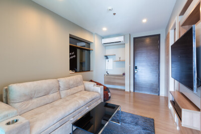 ริธึ่ม พหลฯ - อารีย์ / Rhythm Phahon - Ari-3