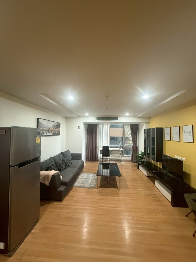 เดอะ เทรนดี้ คอนโดมิเนียม / The TRENDY Condominium