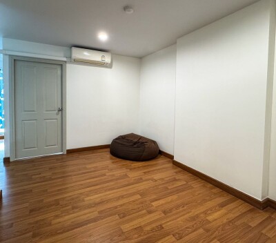 ยู ทรี คอนโด @ แยกเกษตร / คอนโด 1 ห้องนอน ขนาด 28.5 ตร.ม.