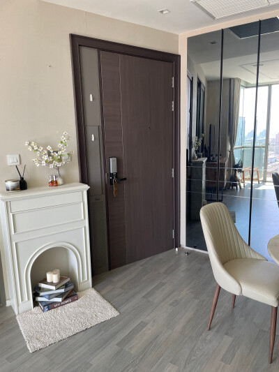 333 ริเวอร์ไซด์ / 333 RIVERSIDE