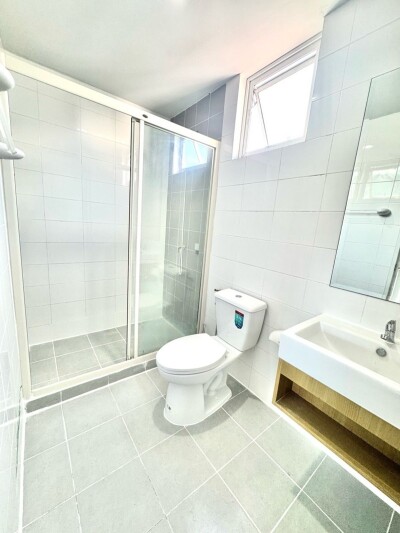 เดอะ คัลเลอร์ส พรีเมียม บางนา กม.8 / ซ.มหาชัย หลังมุม 27ตรว. 4 นอน