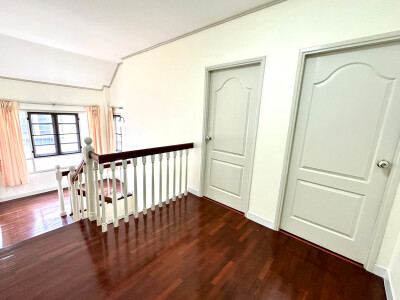 พาร์คเวย์ ชาเล่ต์ รามคำแหง