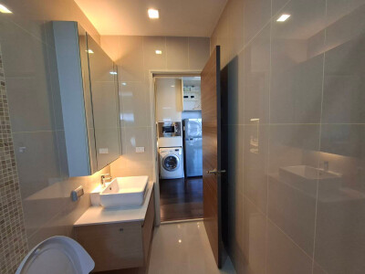 คิว อโศก / Q Asoke-9