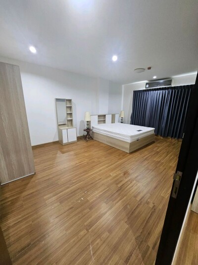 เดอะ เวลลิงตัน คอนโด / The Wellington Condominium-3