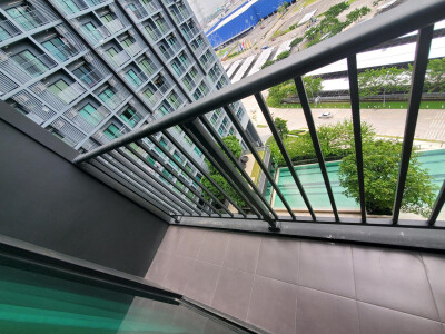 เอ สเปซ เมกา / A space Mega-11