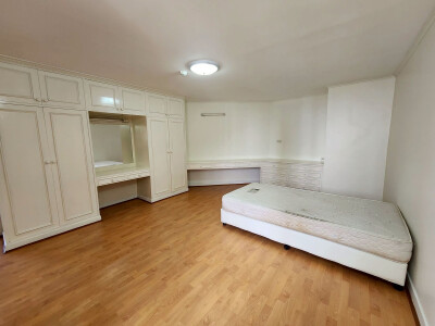 ไท ปิง ทาวเวอร์ / Tai Ping Towers