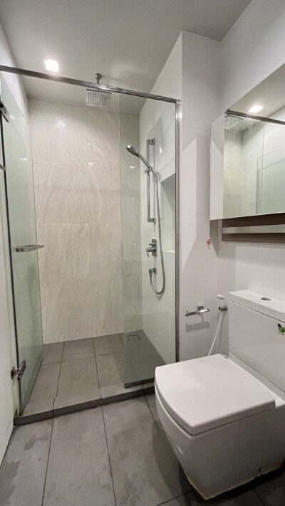 เดอะ ไลน์ วงศ์สว่าง / 1 ห้องน้ำ  1 ห้องครัว  ขนาด 32 ตรม.