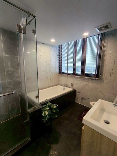 เคน แอททิจูด รัตนาธิเบศร์ / Ken Attitude Rattanathibet