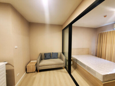 เอ สเปซ เมกา / A space Mega-1