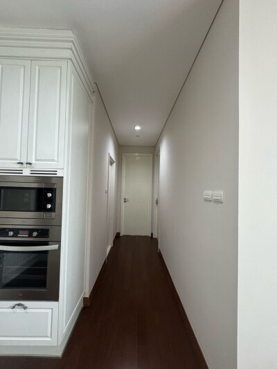 ไอวี่ ทองหล่อ / IVY THONGLOR