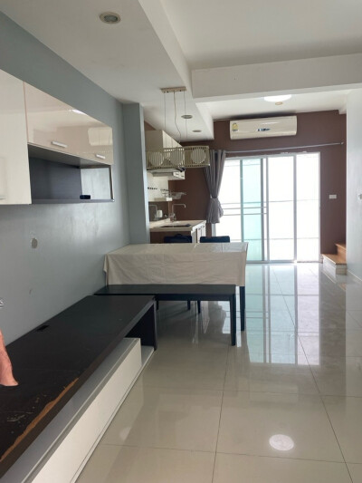 อินดี้ ประชาอุทิศ 90-4