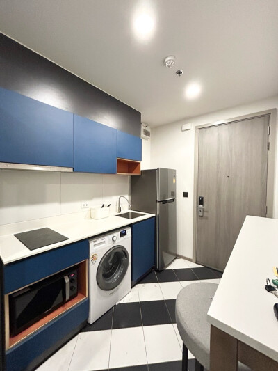 เดอะ เบส สะพานใหม่ / The Base Saphanmai