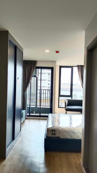 แอททิจูด บียู / 24 ตรม ตึก B ชั้น 5