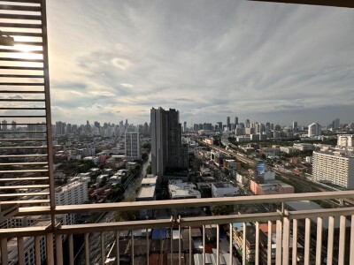 ทรู ทองหล่อ / Thru Thonglor-6