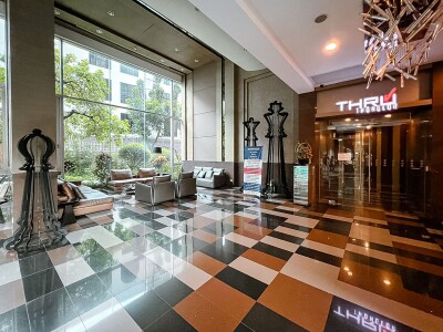 ทรู ทองหล่อ / Thru Thonglor-12