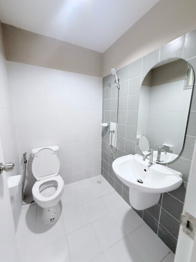 อารียา คัลเลอร์ 1 ลาดปลาเค้า