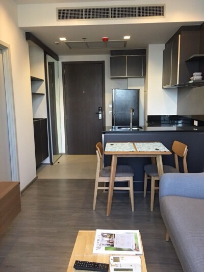 นายน์ บาย แสนสิริ / Nye By Sansiri